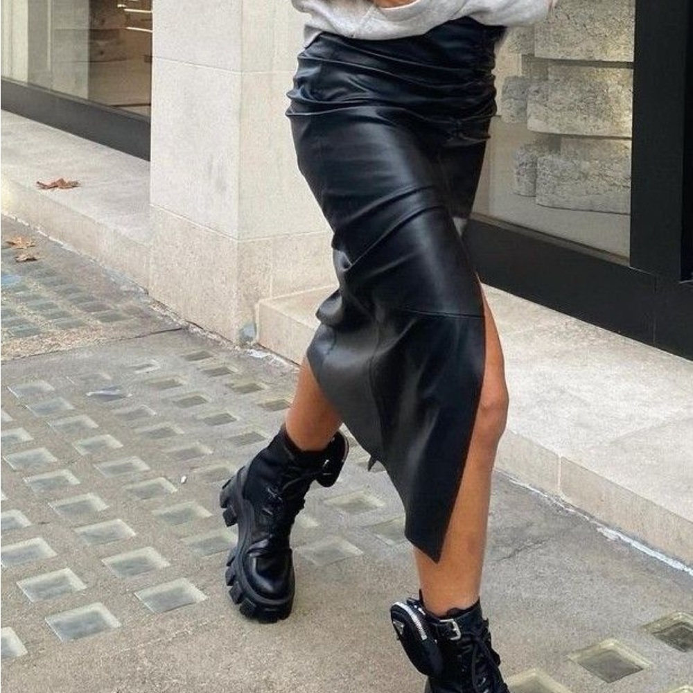 New faux leather midi skirt with split size 14(L/XL)